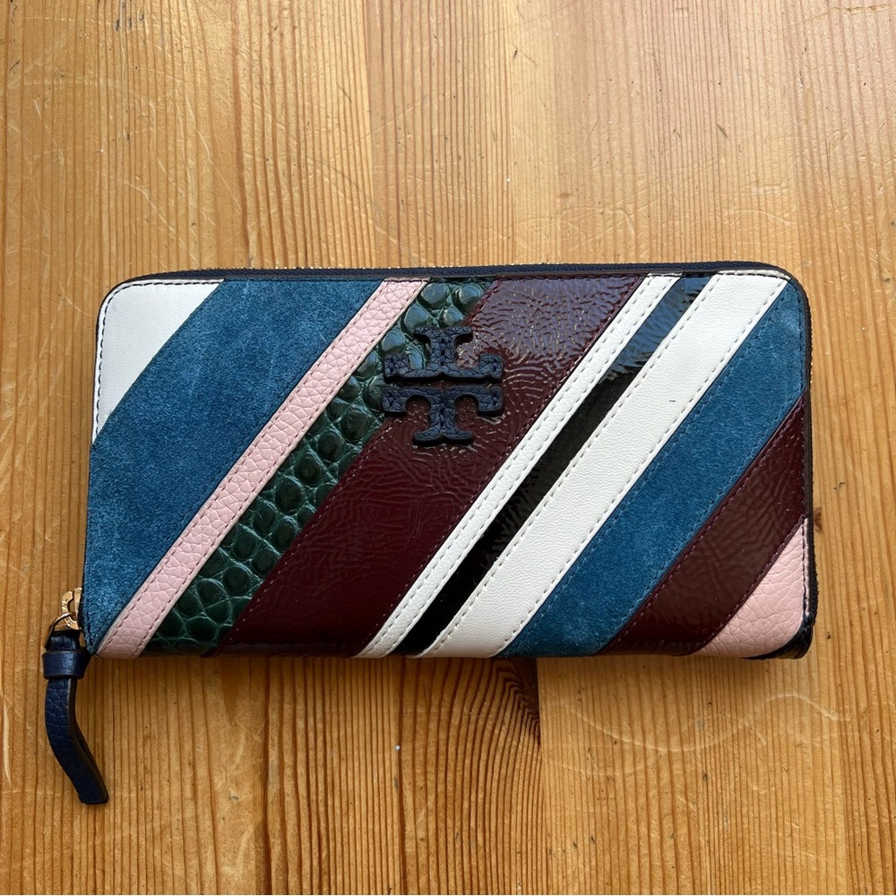 Tory Burch Multicolor Striped Continental Wallet - Excellent Condition